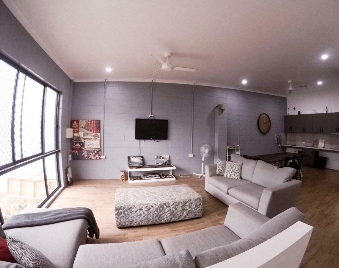 Bunk Inn Hostel Бандаберг Екстериор снимка